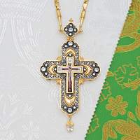 2.10.0590лпр-2/64лп Крест наперсный латунный с белыми камнями в позолоте