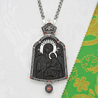 2.7.1608лр-13/1лр Панагия с образом из дерева и красными камнями в серебрении