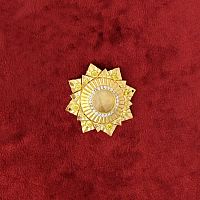 2.7.0617лп Мощевик латунный в позолоте со вставками