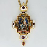 2.10.0321лп-2/1лп Крест латунный в позолоте с цепью