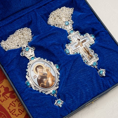 2.10.0625л-18/1л Крест наперсный латунный со вставками в серебрении фото 3