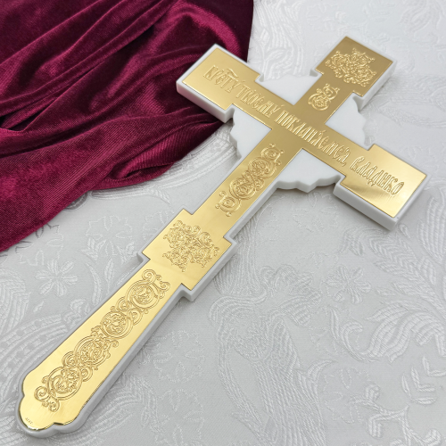 2.7.1272лпч Крест напрестольный латунный в позолоте фото 2