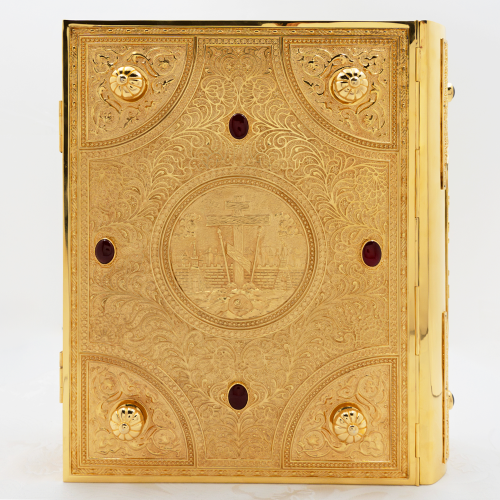 2.7.2228лнп Евангелие с натуральными камнями в позолоте фото 4 2.7.2228лнп Евангелие с натуральными камнями в позолоте фото 4