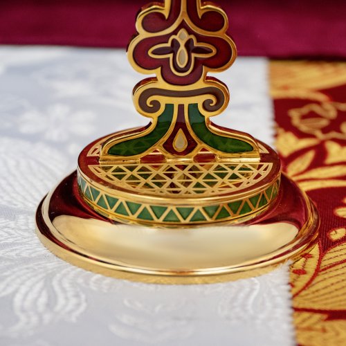 2.7.2673лпэ Подсвечник напрестольный в позолоте фото 5 2.7.2673лпэ Подсвечник напрестольный в позолоте фото 5