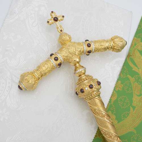 2.7.2722лп Жезл латунный с красными камнями в позолоте фото 9