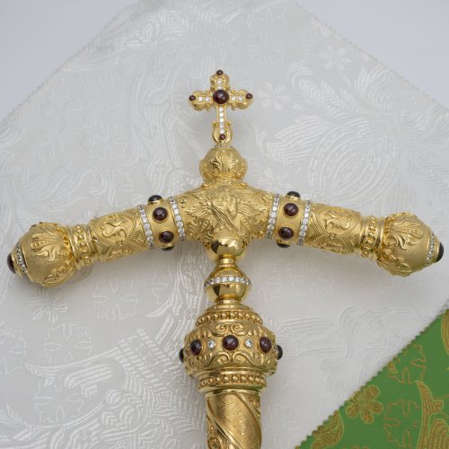 2.7.2722лп Жезл латунный с красными камнями в позолоте фото 8